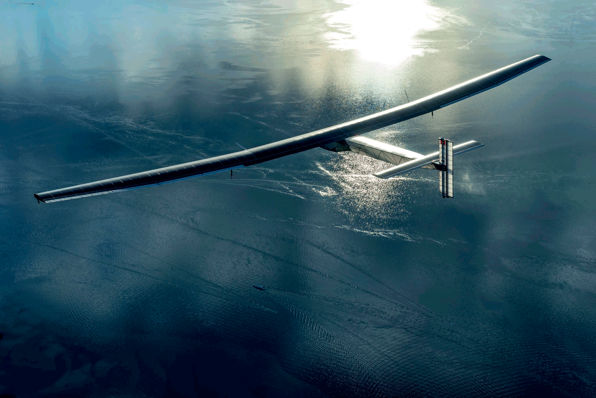 Самолет Solar Impulse 2  берет передышку после рекордно длинного перелета