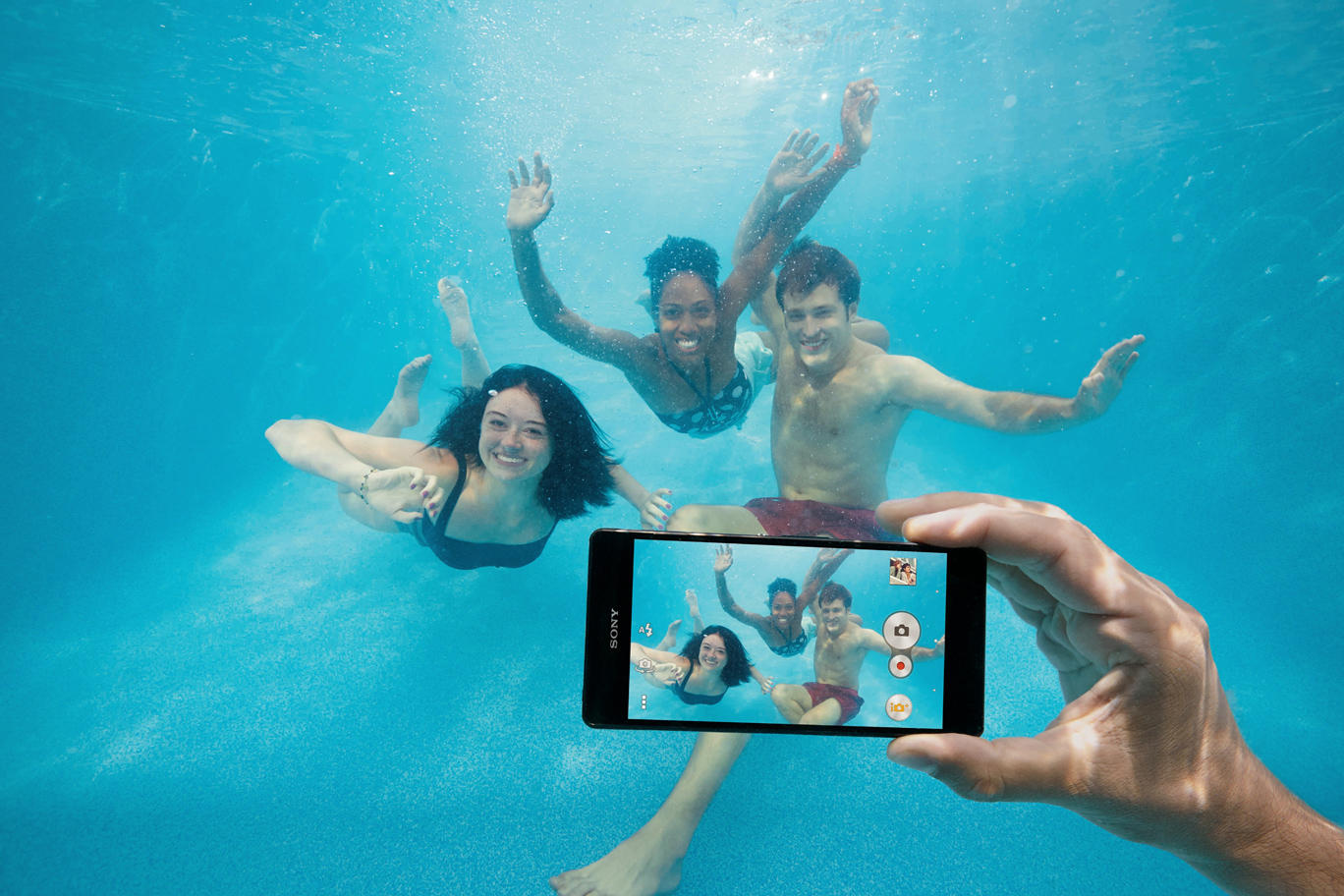 Защищённые смартфоны от Sony нельзя погружать в воду