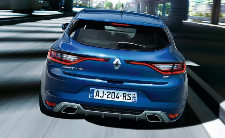 3945_renault_megane_2016_img2