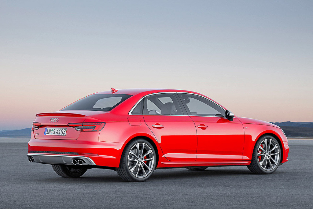 Audi-S4-S4-Avant-IAA-2015-1200x800-63af446f4c13ff13