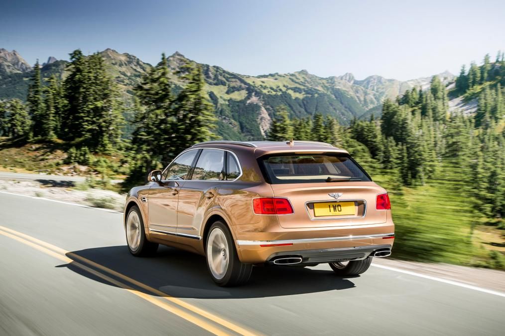 Bentley-Bentayga-2016-6