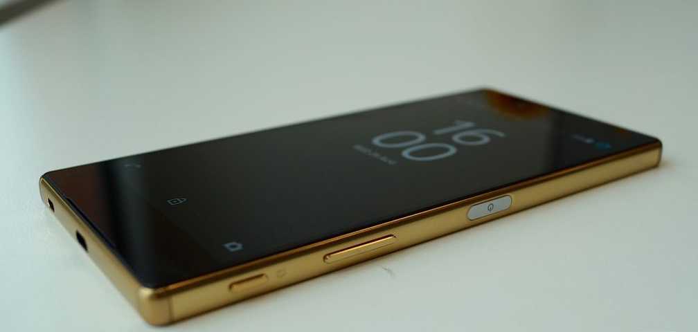 Xperia Z5 Premium  1