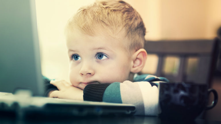 chilren-in-the-internet