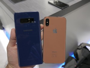 Galaxy Note 8 и iPhone 8