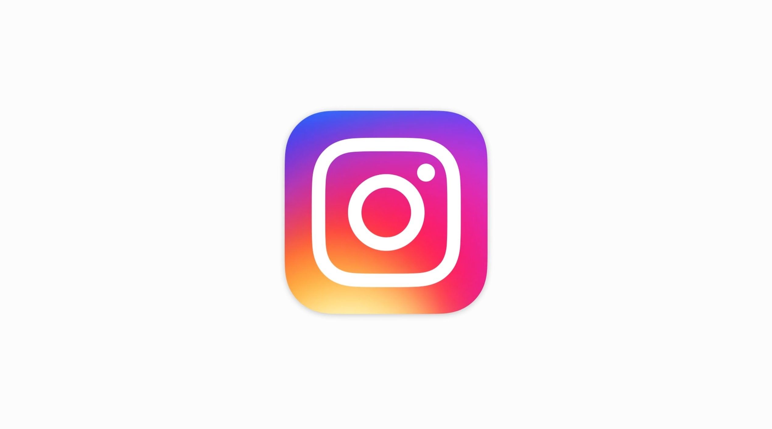 Instagram начал менять интерфейс