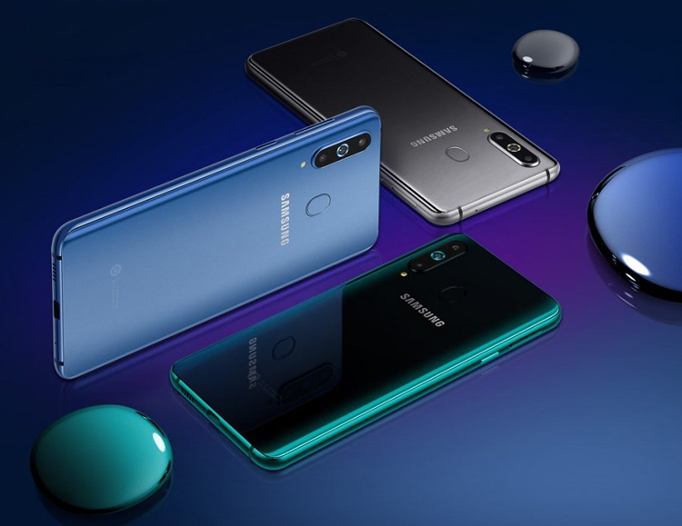 Samsung анонсировала смартфон Galaxy A8s с «дырявым» экраном