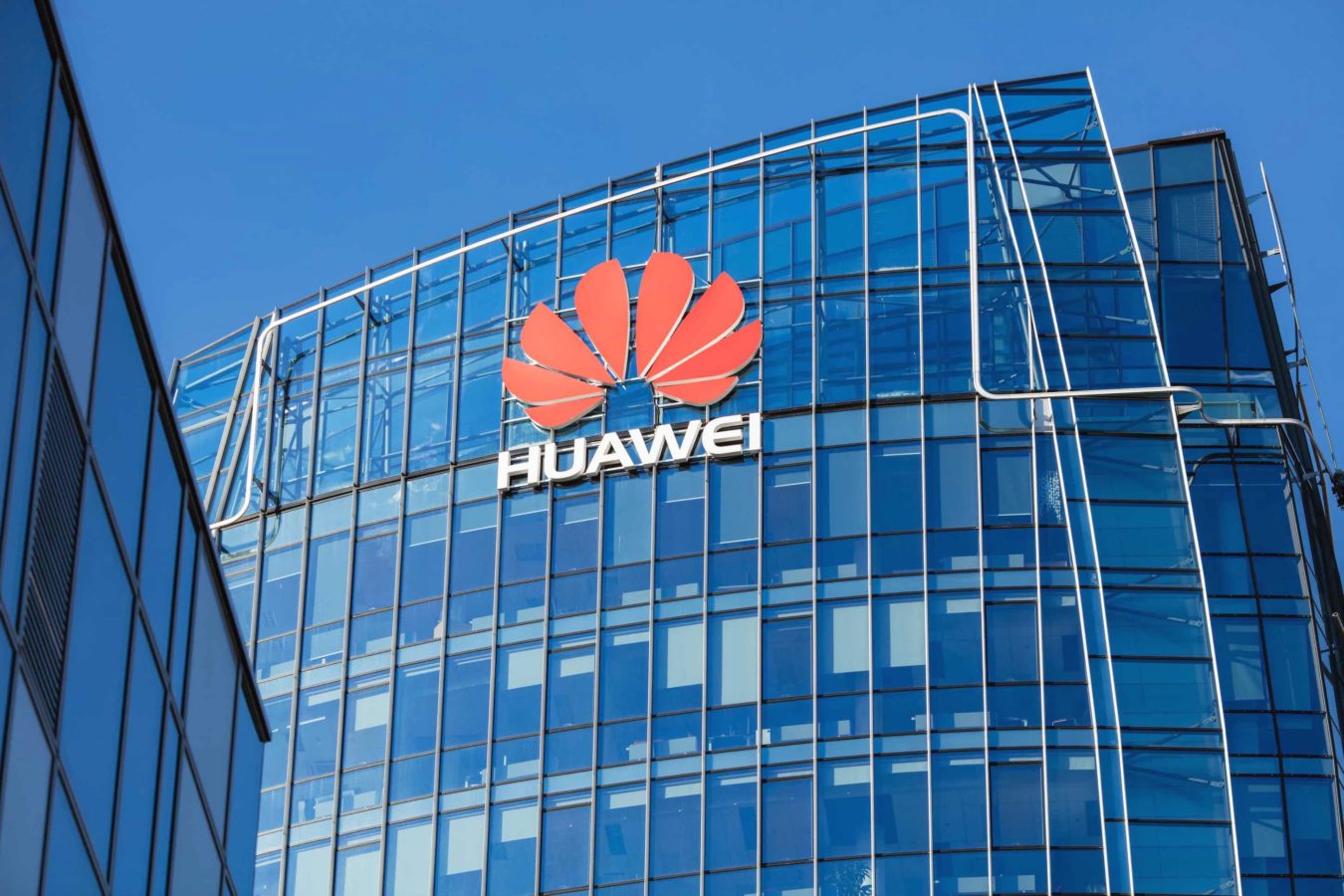 Huawei готовится к запуску собственного аналога Android – платформы Ark OS