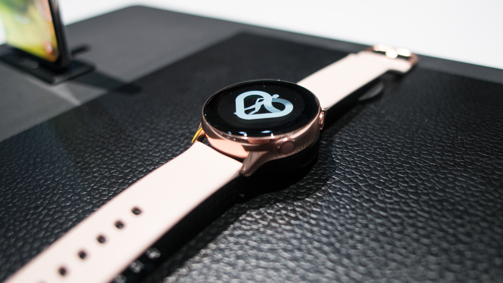 Galaxy Watch Active 2 заботятся о своем хозяине