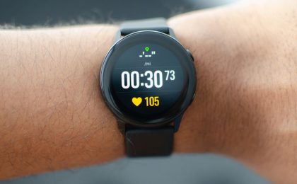 Появилось "живое" фото Samsung Galaxy Watch Active 2