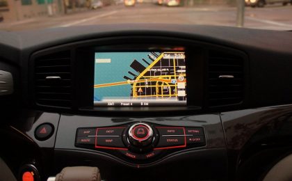 ГЛОНАСС будет собирать данные о владельцах автомобилей и их маршрутах