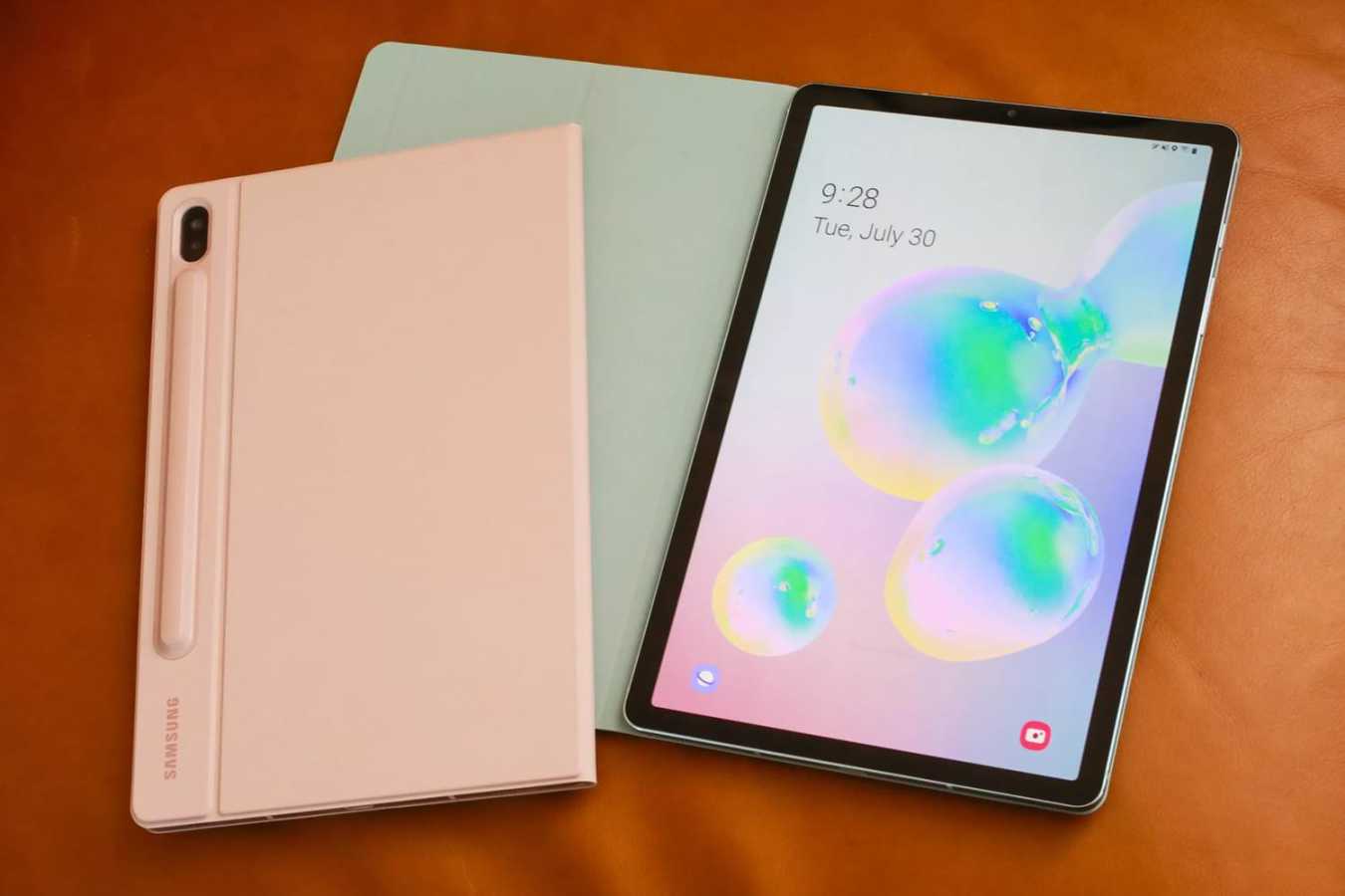 В России начались продажи Galaxy Tab S6