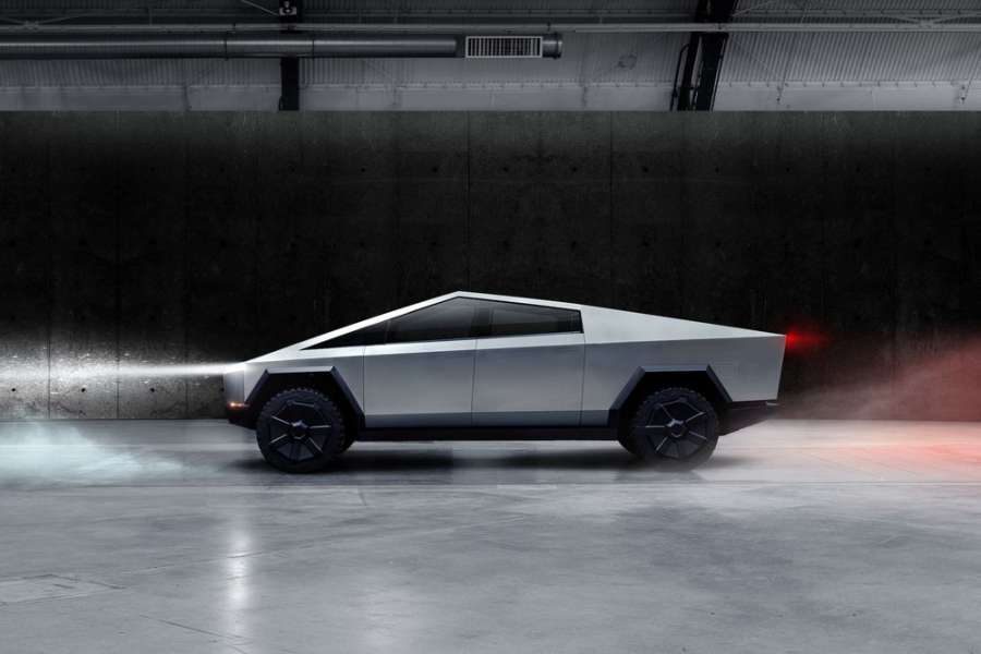 Tesla Cybertruck 6