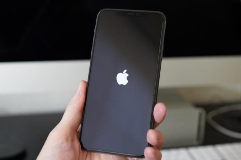 iPhone SE Plus