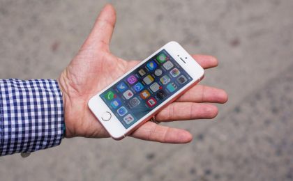 iPhone SE