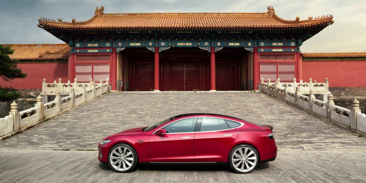 Автомобиль Tesla запретили использовать в Китае