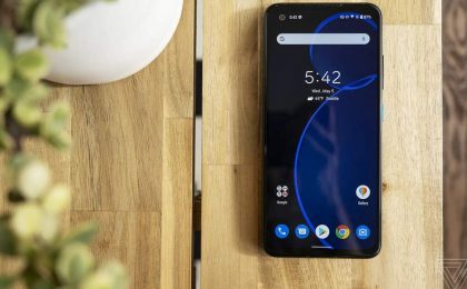 ASUS Zenfone 8