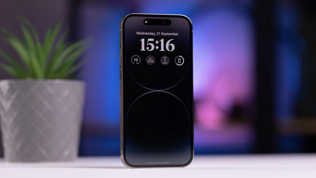 Как на Android: в iOS 16.2 можно отключить обои и уведомления на Always-On Display