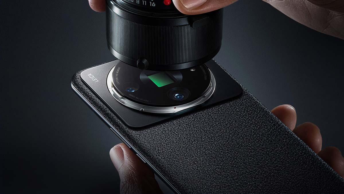 Xiaomi показала концепт смартфона 12S Ultra с креплением фотообъектива Leica