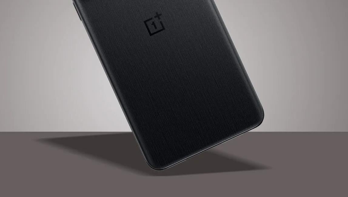 Стала известна дата анонса OnePlus 11 и Buds Pro 2