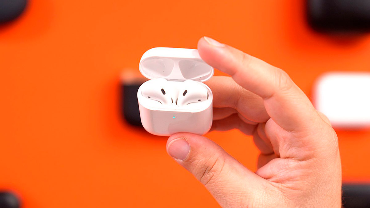 Apple готовит AirPods Lite за $99