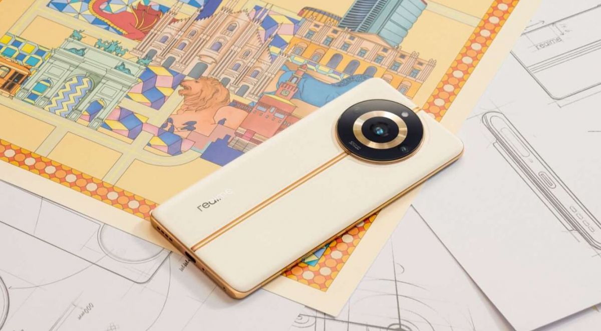 Дизайнерские realme 11 Pro начали продаваться в России