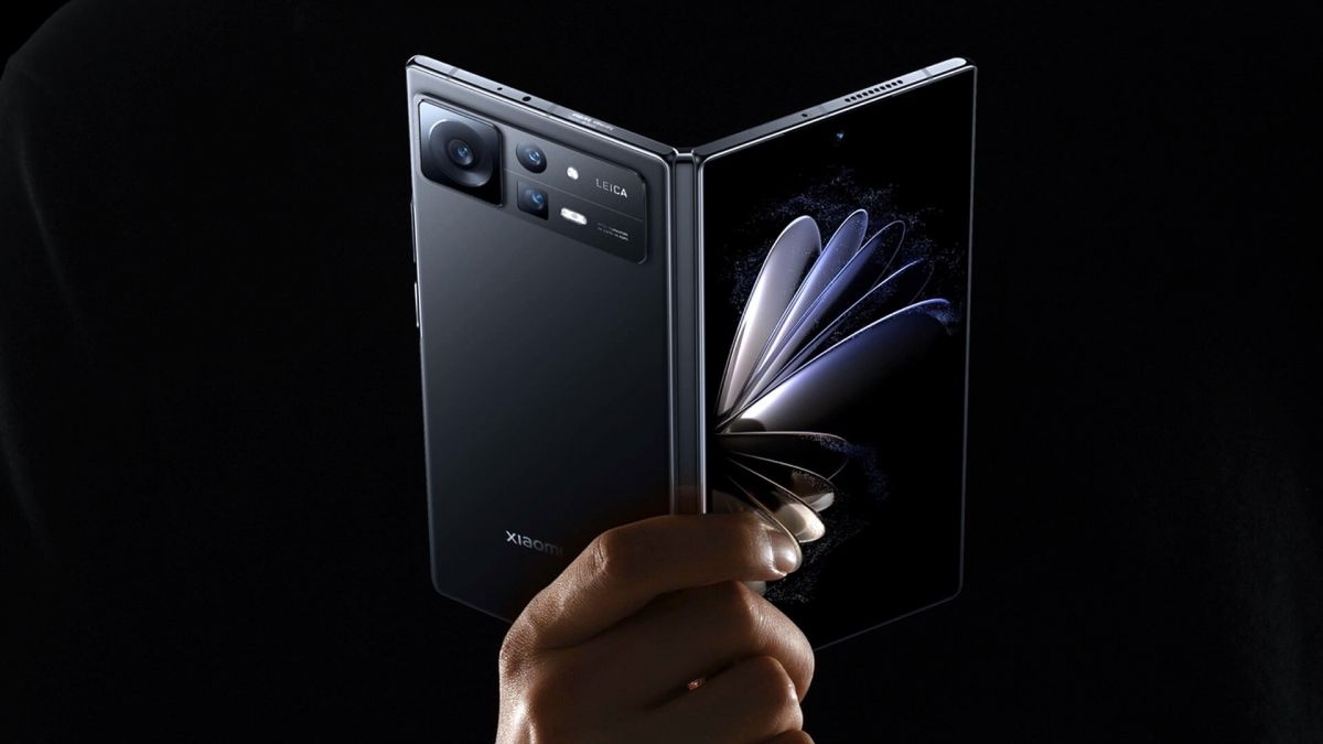 Складной Xiaomi MIX Fold 3 выйдет в августе и получит камеры Leica