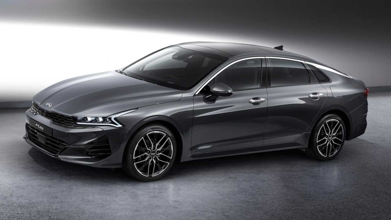Hyundai и KIA прекращают свою деятельность в России