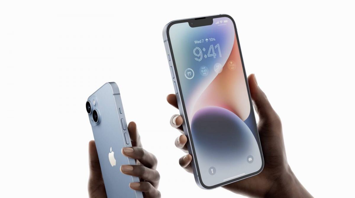 iPhone 14 подешевел в России почти на 20%