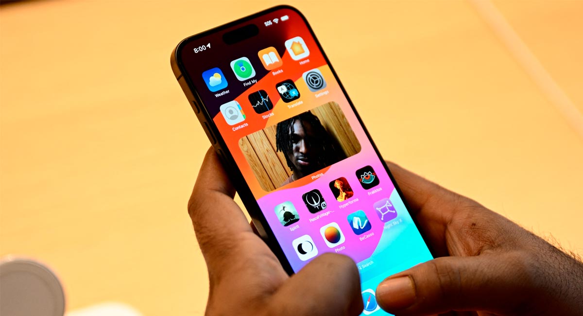 Apple сделает iOS 18 в новом дизайне с функциями искусственного интеллекта