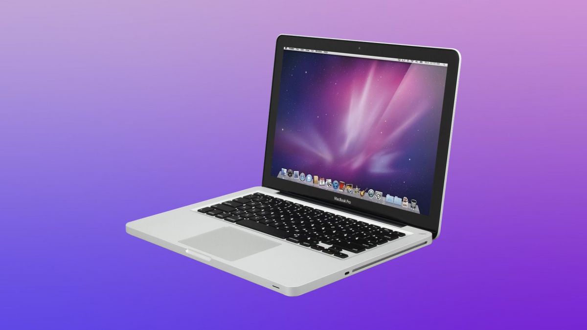 Ушла эпоха: Apple признала винтажным последний MacBook Pro с CD-приводом  