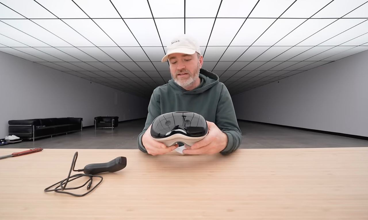 Своих денег не стоит: журналисты протестировали шлем Apple Vision Pro