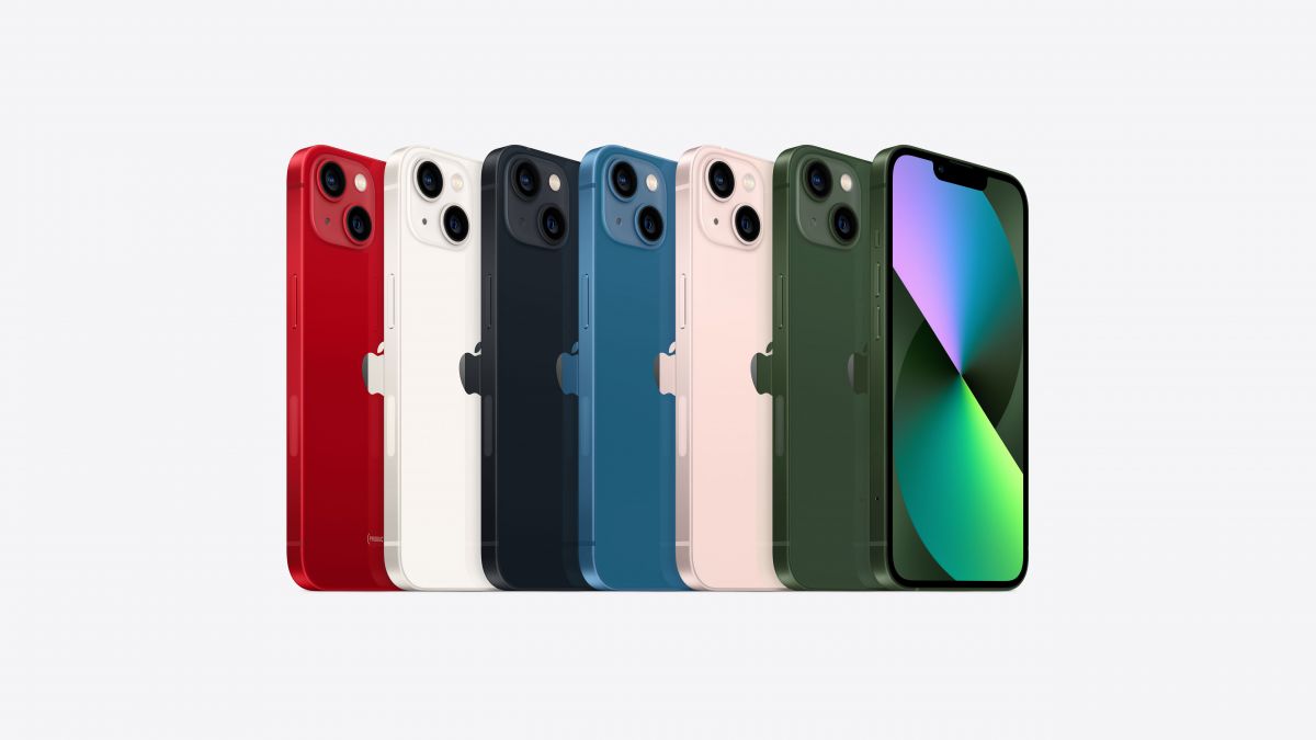 iPhone 13 подешевел в России почти на 30% 