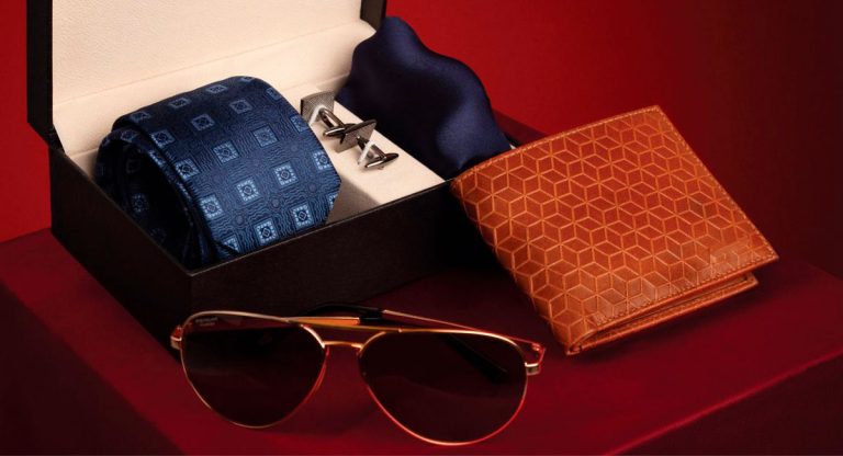 Что подарить на 23 февраля? 8 отличных подарков