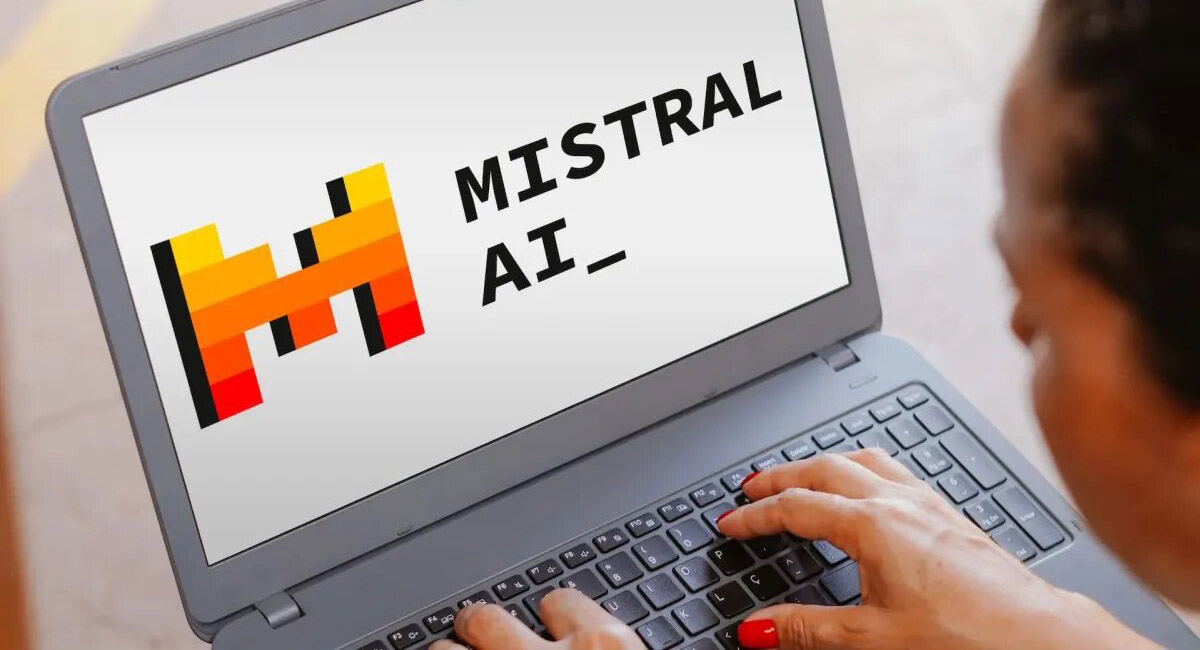 Mistral AI запустила ИИ Codestral для генерации кода на 80 языках