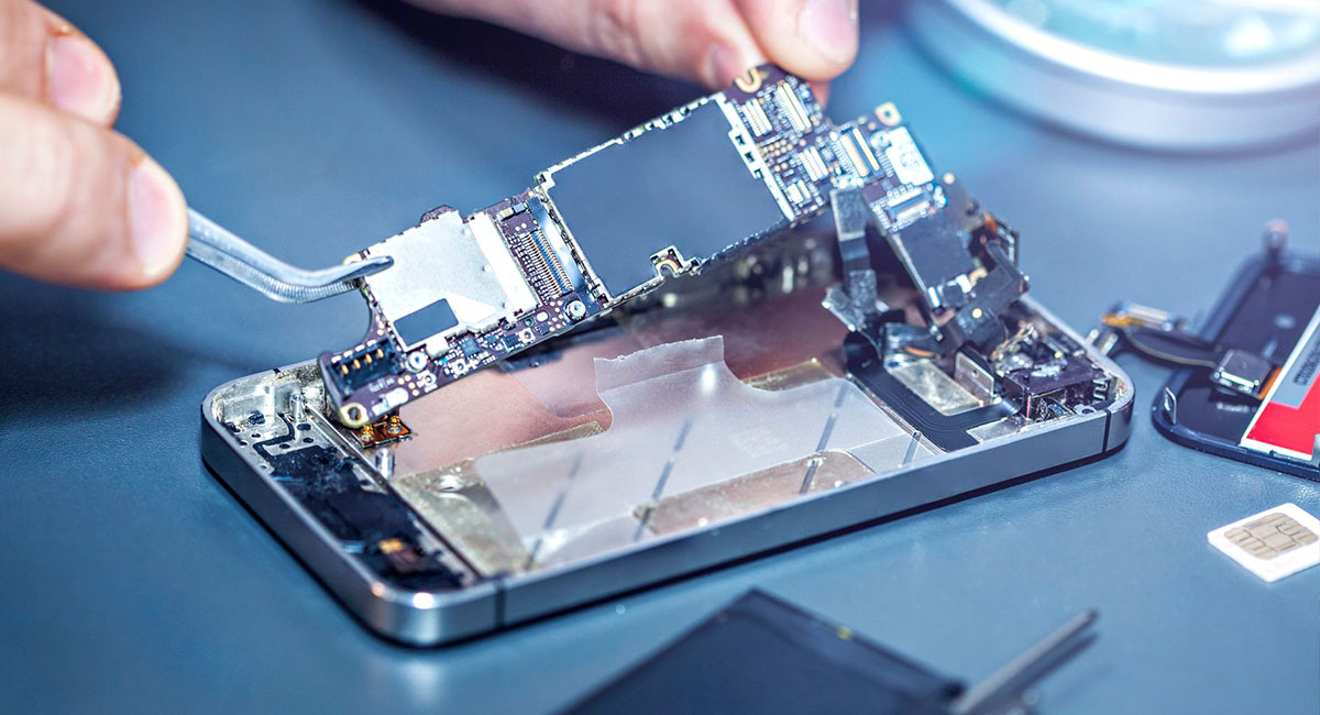 В России закончились оригинальные комплектующие для ремонта устройств Apple
