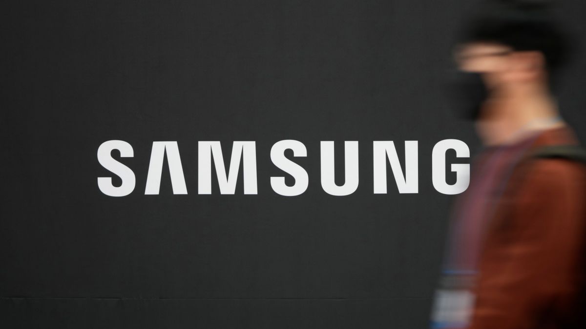 Глава Samsung раскритиковал мобильное подразделение за копирование продуктов Apple