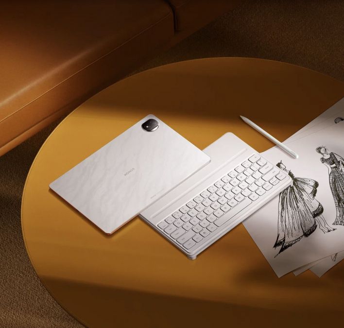 В России начались продажи флагманского ИИ-планшета HONOR MagicPad 2