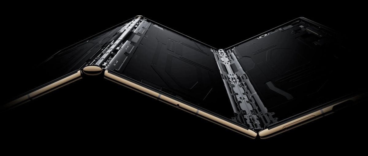 Анонс HUAWEI Mate XT — первая в мире тройная «раскладушка» с экраном 10,2 дюйма
