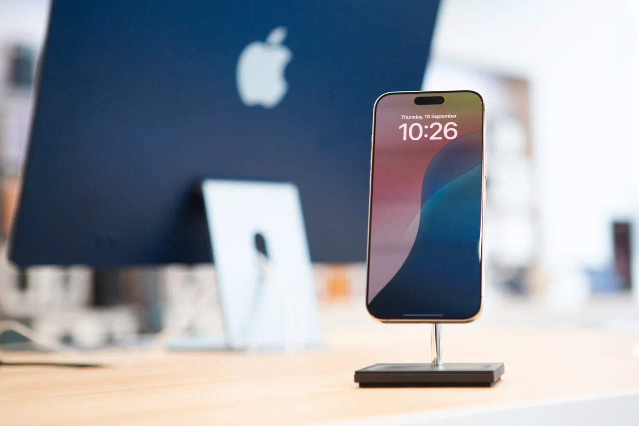 Сеть restore: представила iPhone 16 Pro в России