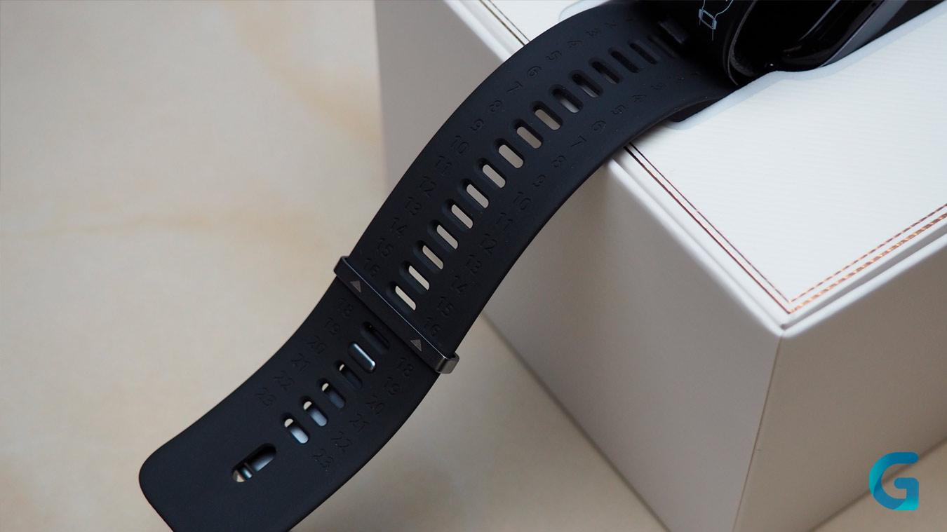 обзор Huawei Watch D2