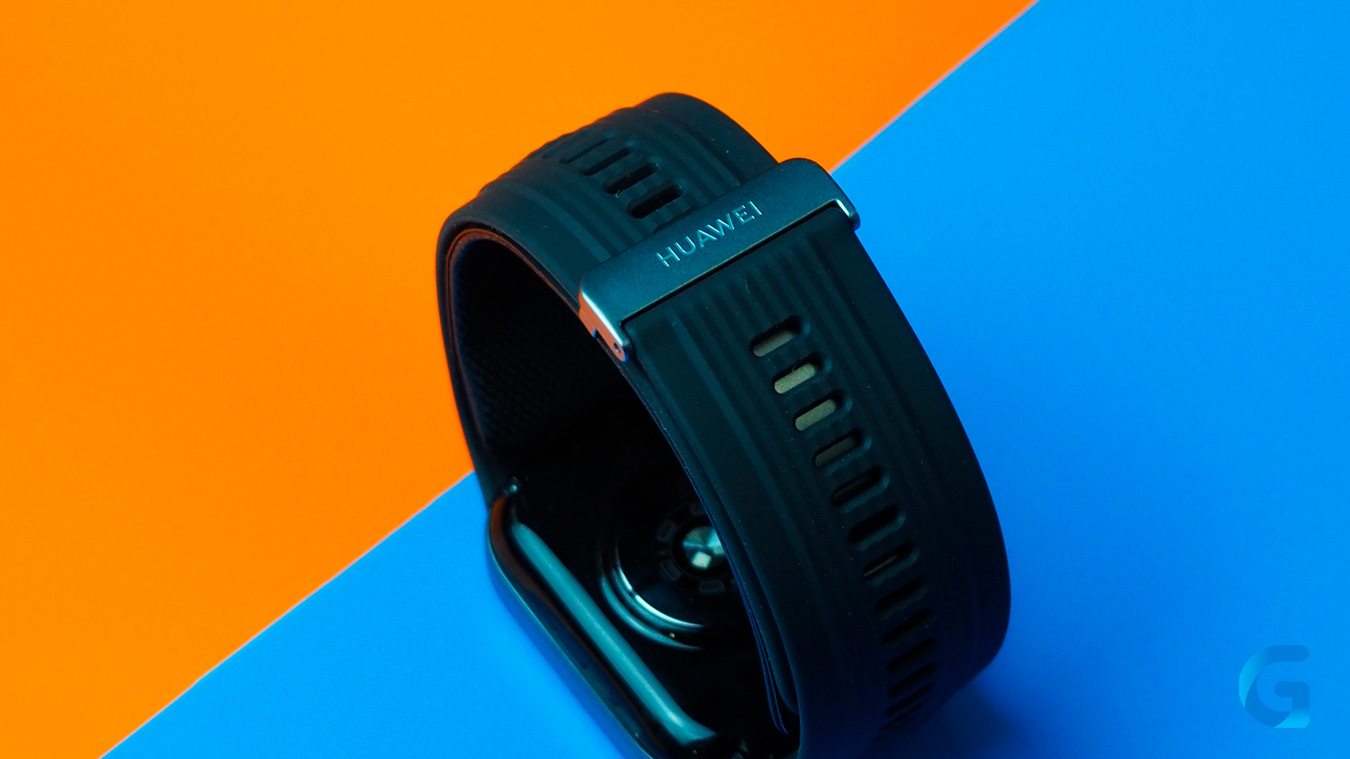 обзор Huawei Watch D2