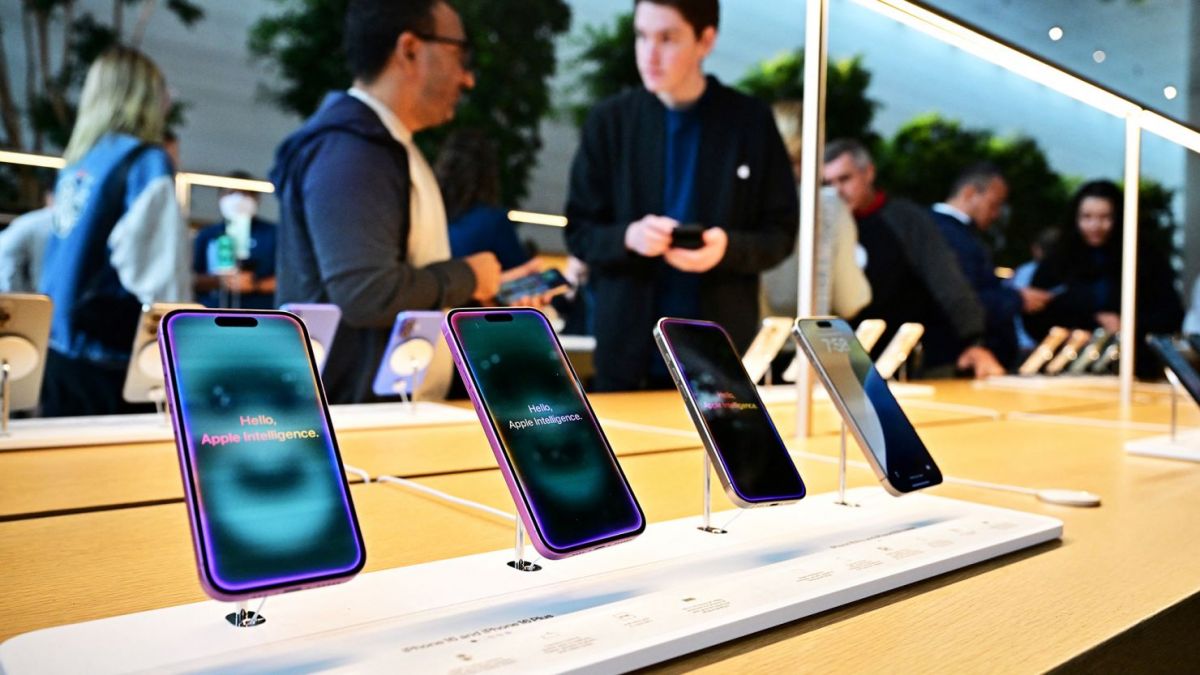 Apple возглавила мировой рынок смартфонов в конце 2024 года