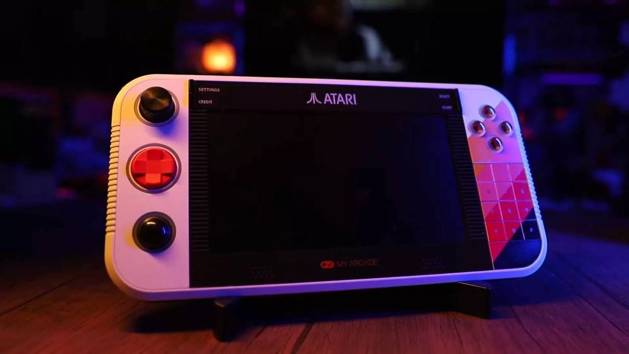 Atari анонсировала портативную игровую консоль Gamestation Go