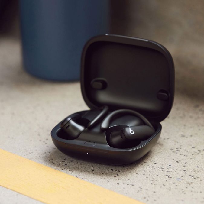 Apple представила фитнес-наушники Powerbeats Pro 2 с пульсометром