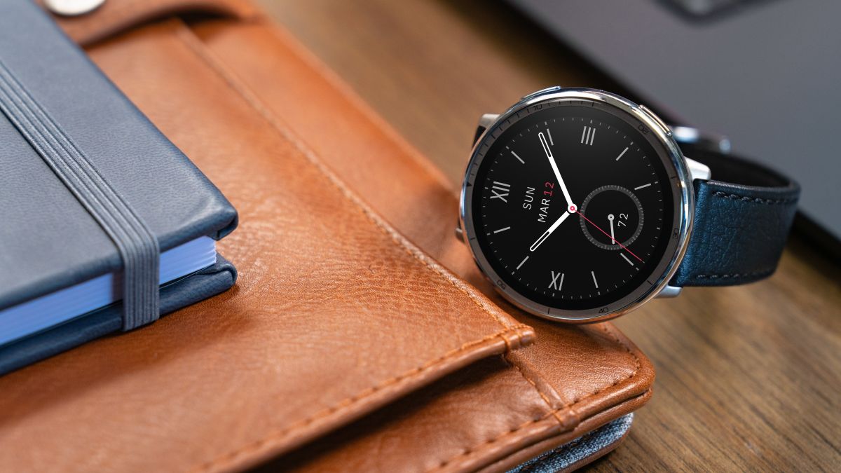 Amazfit представил в России новые смарт-часы Active 2R — они уже в продаже