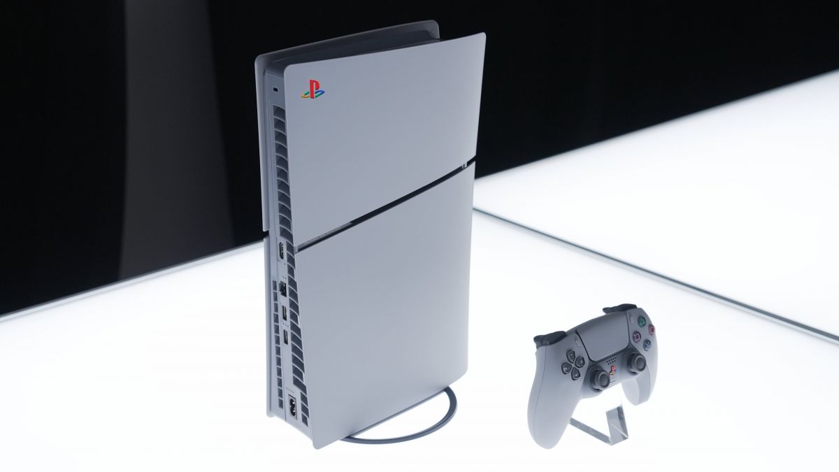 Продажи лимитированной PS5 Slim 30th Anniversary Edition начались в России