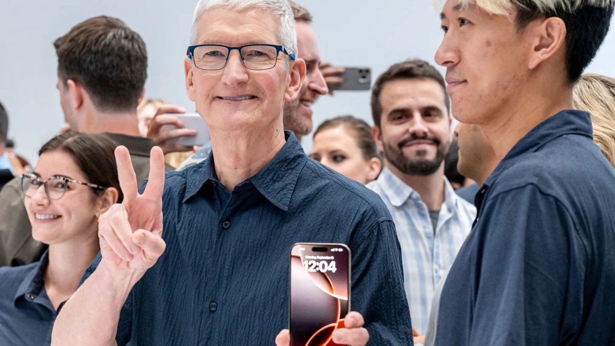 Bloomberg: Apple повысит цены на iPhone из-за новых пошлин Трампа