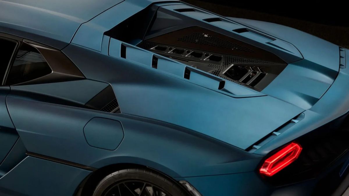 Lamborghini представила гибридный суперкар Temerario с V8 и тремя электромоторами