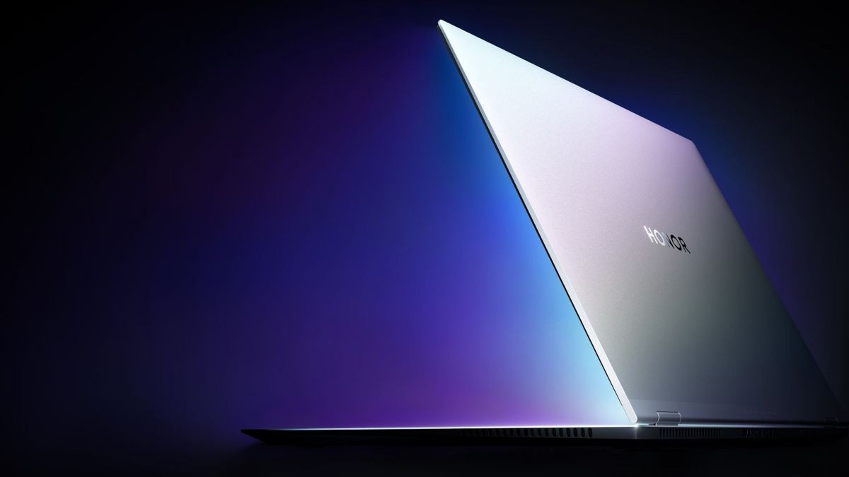 Продажи игрового ноутбука HONOR MagicBook Pro 16 HUNTER 2025 с RTX 5060 начались в России