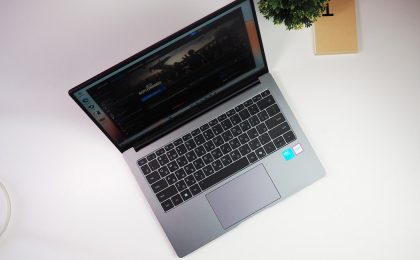 Обзор HONOR MagicBook X14 Plus 2025